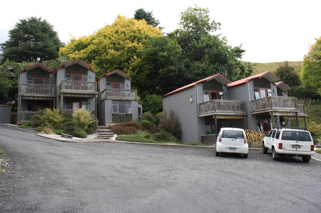 Waitomo Village Chalets Home Of Kiwipaka Waitomo Caves Kültér fotó